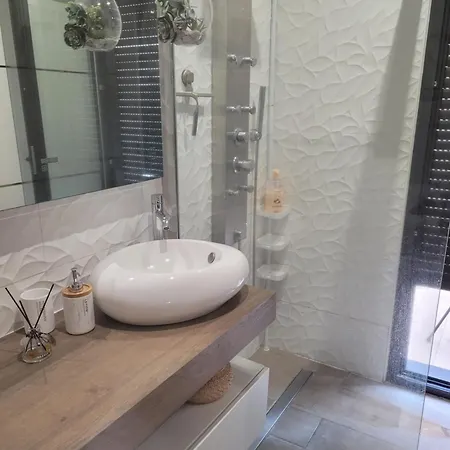 Magnifique Piscine Jacuzzi Prive * Saint-Feliu-d'Avall