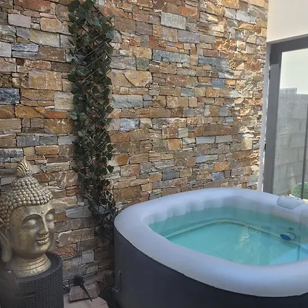 Magnifique Piscine Jacuzzi Prive * Saint-Feliu-d'Avall